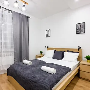 cracow-rent-apartments.krakowhotelspoland.com/